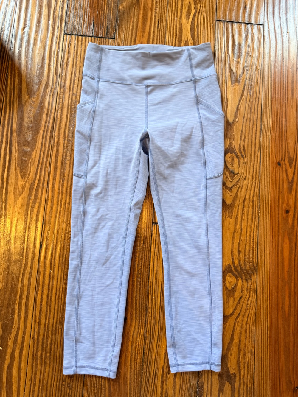Women’s Lululemon High-Rise Leggings with Side Pockets